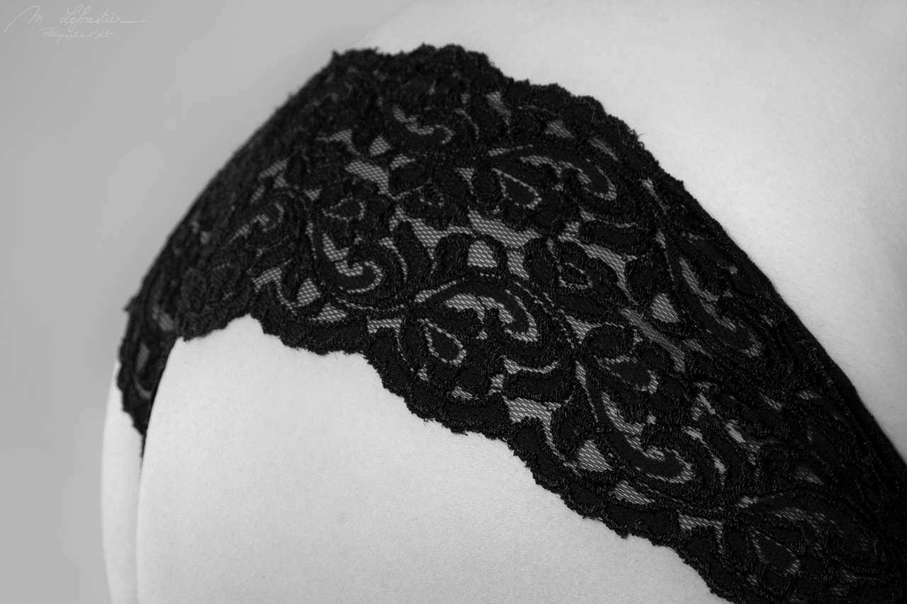 boudoir fotoshoot in de fotostudio in Geldrop - Myriam Leforestier fotografie