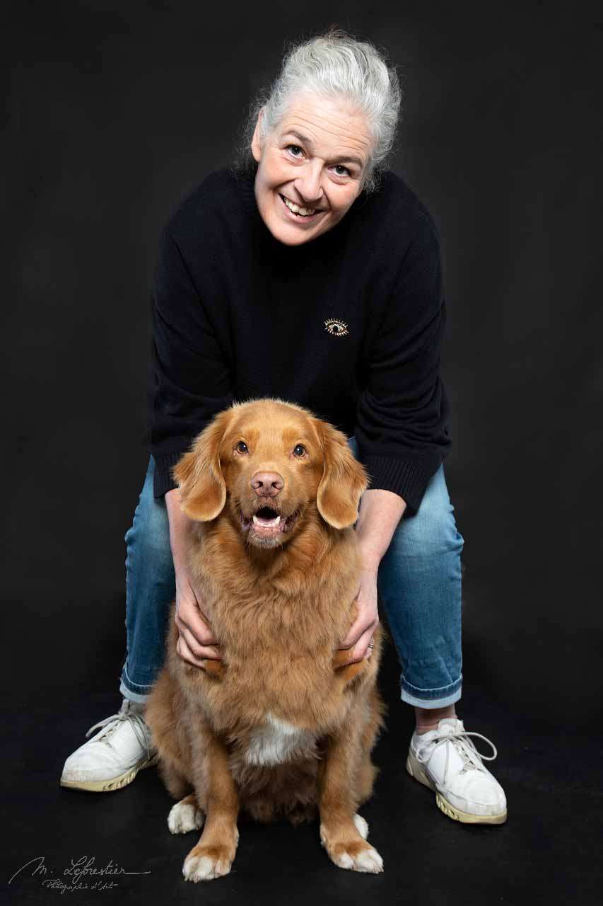 Hondje Alex straalt in de dierenfotostudio! portret met hond geldrop img 7582
